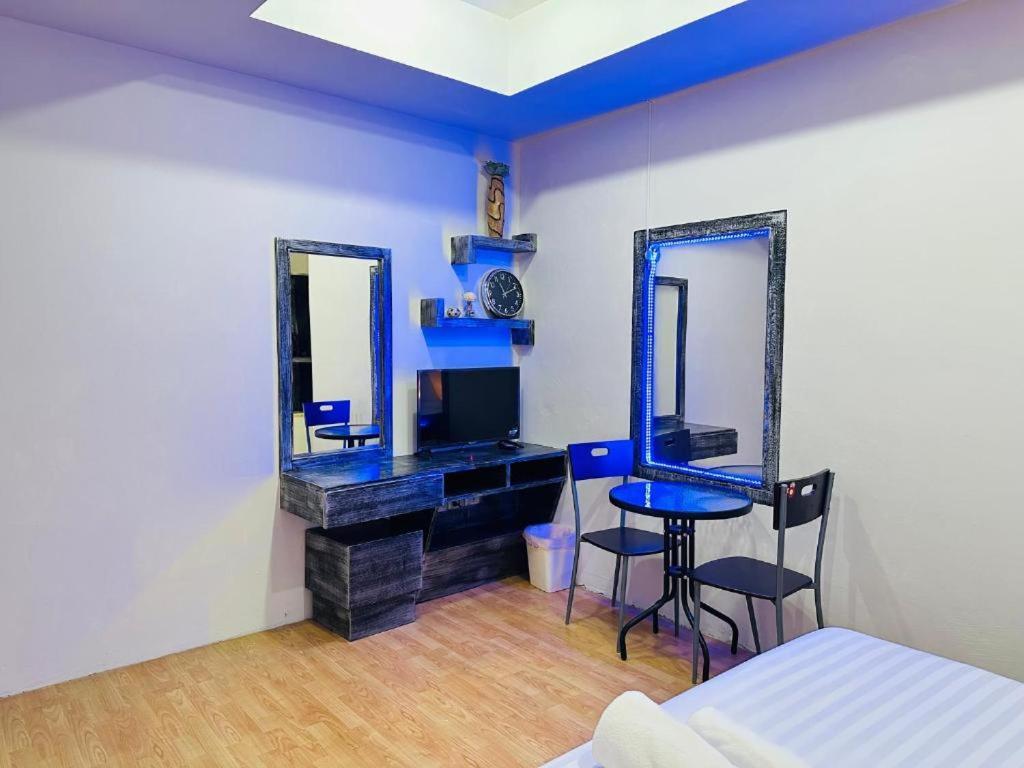 Beachwalk Patong Екстер'єр фото