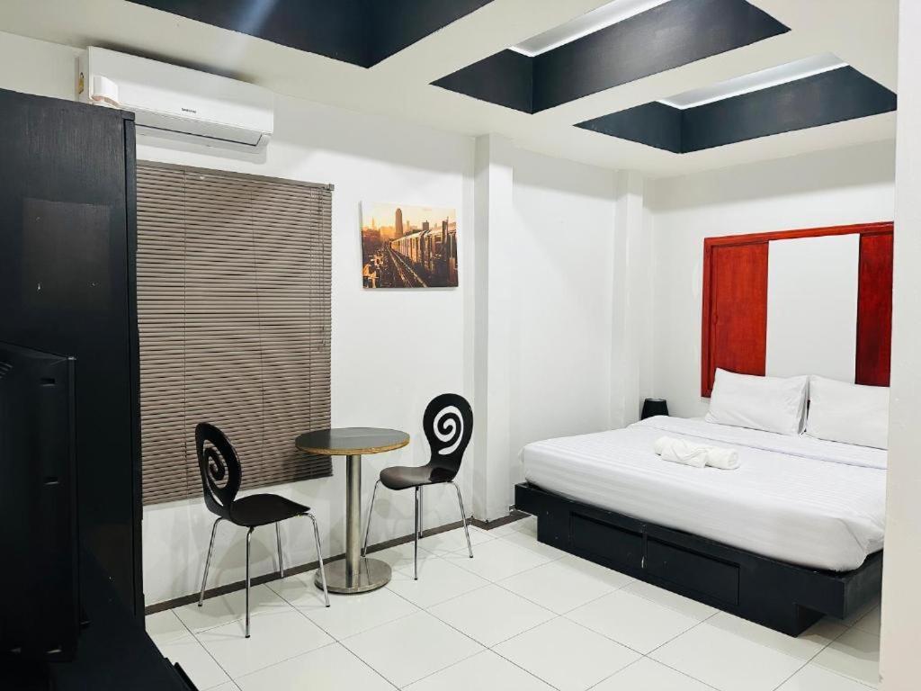 Beachwalk Patong Екстер'єр фото